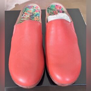 NWOT Algeria Womens Leather Clogs Sereniti | Color - Aged Poppy Size EU 40